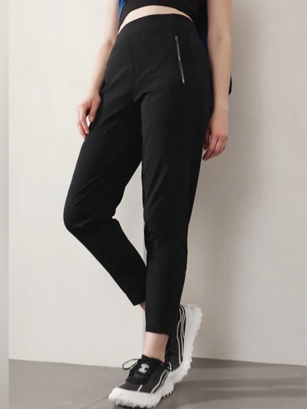 Athleta | Headlands Hybrid Tight Side Pockets Hiking Outdoor Black Pants